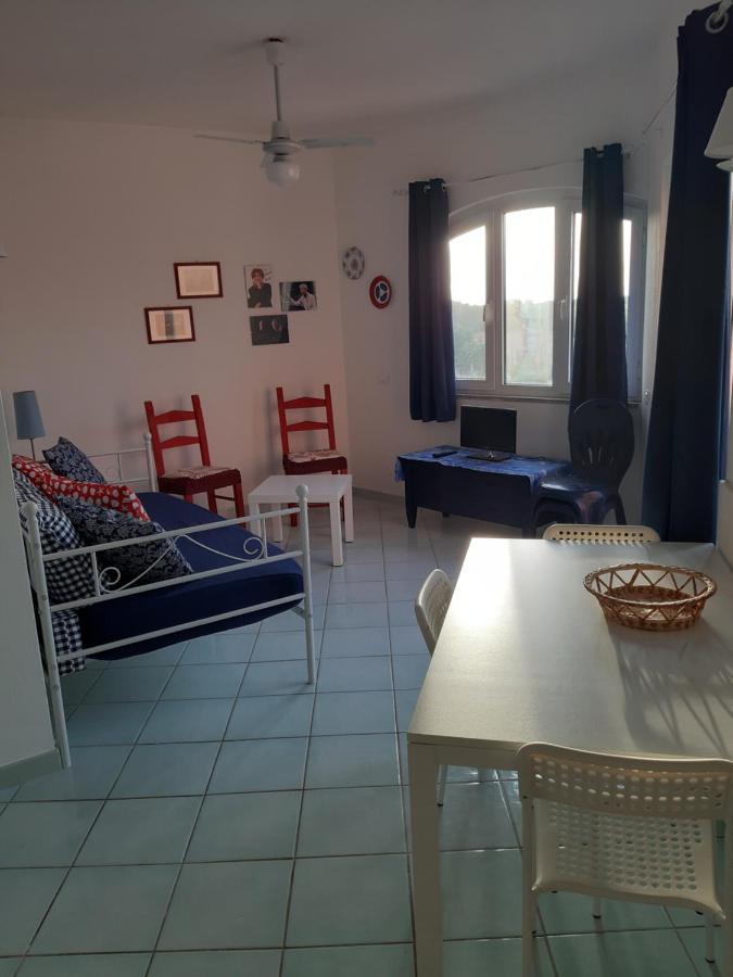 Calarossa Sardinia Apartments Isola Rossa Bagian luar foto