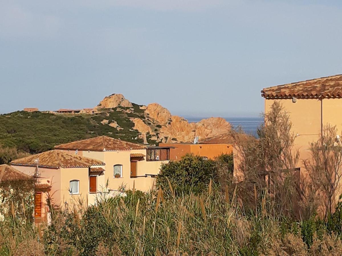 Calarossa Sardinia Apartments Isola Rossa Bagian luar foto