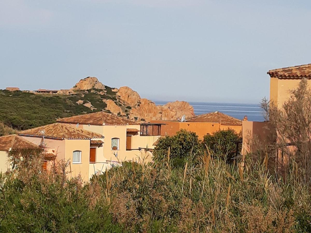 Calarossa Sardinia Apartments Isola Rossa Bagian luar foto