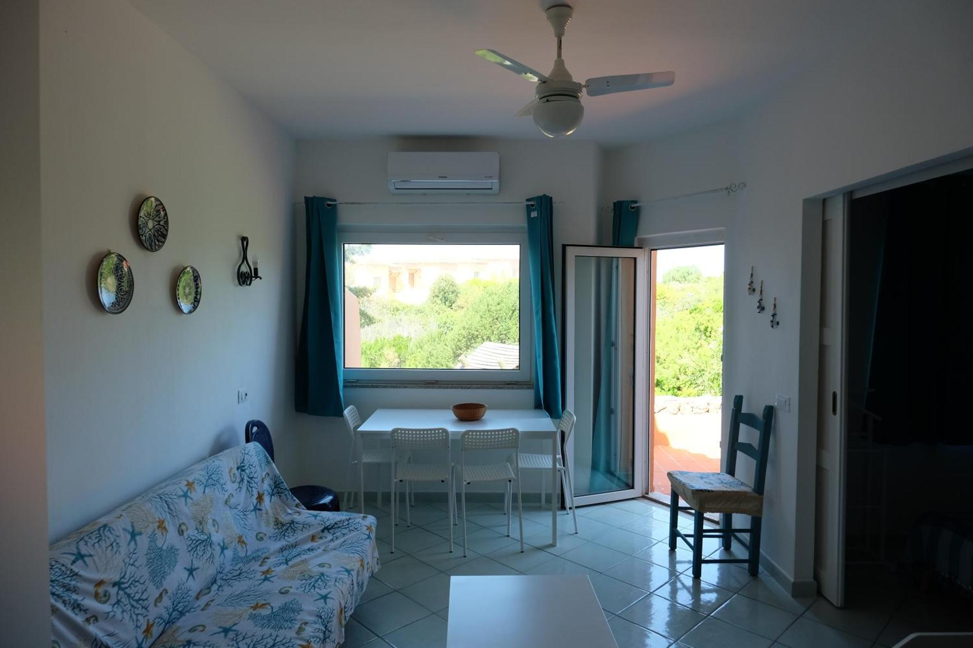 Calarossa Sardinia Apartments Isola Rossa Bagian luar foto